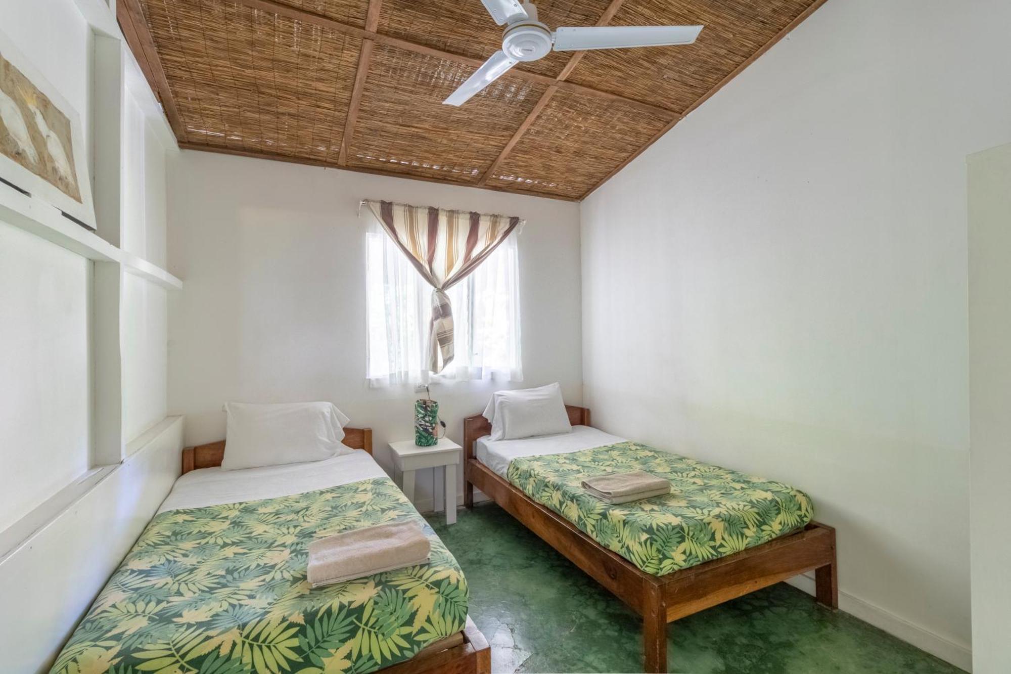 Bajo El Arbol B&B Playa Santa Teresa  Exterior photo